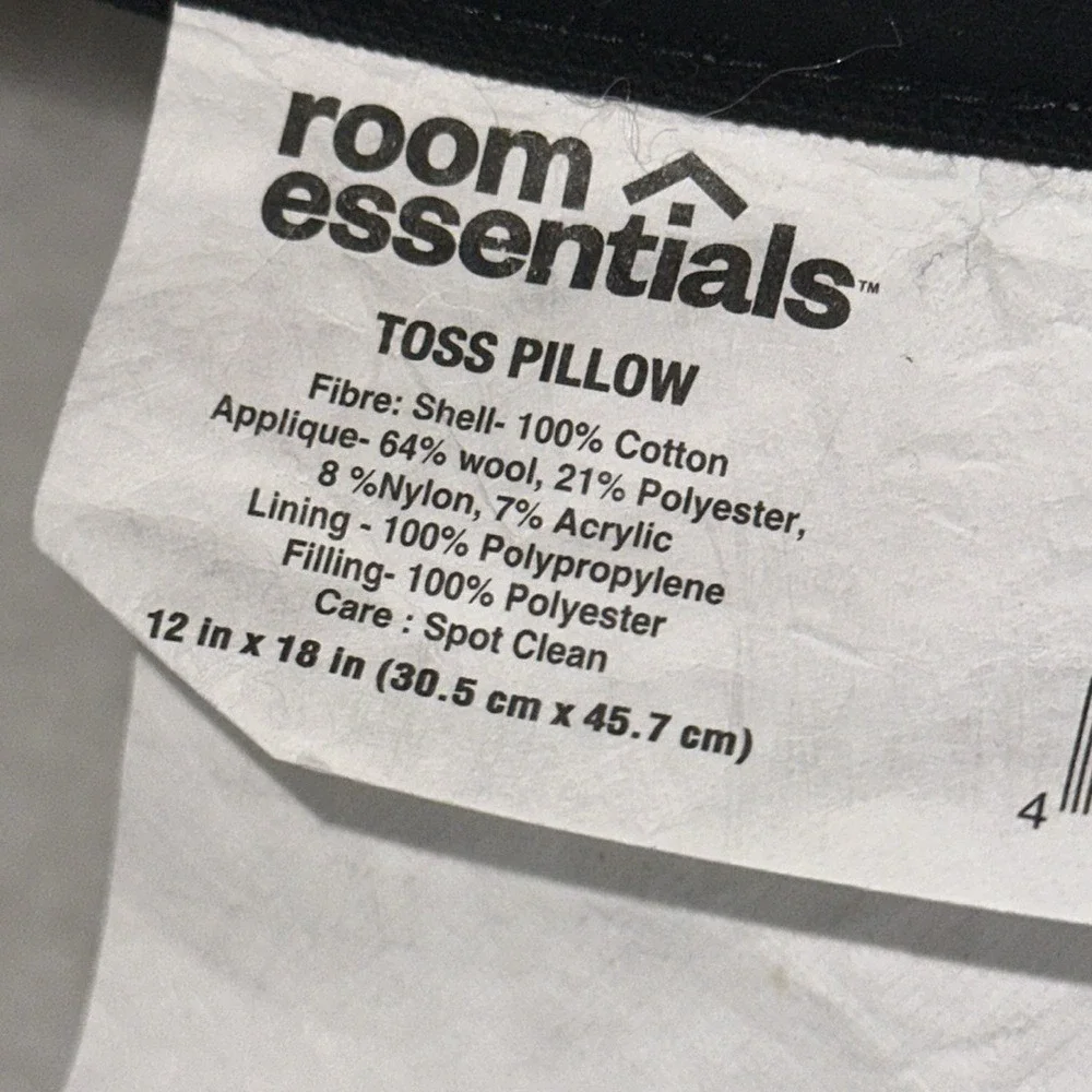 Room Essentials Black Loveit Hashtag Decorative Toss Pillow 12x18 Cotton Shell